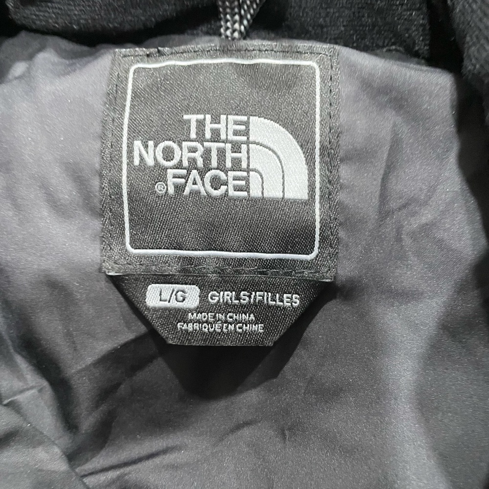 Girls puffer NorthFace black jacket